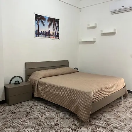 Residenza Myrea Lido 加利波利