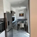 Residenza Myrea Lido Vakantiehuis *
